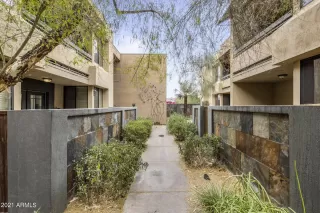 Photo #2: 6205232 Listing