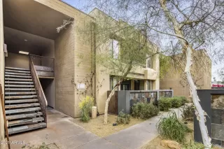 Photo #3: 6205232 Listing