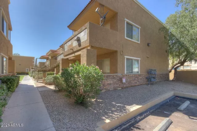 MLS: 6205296 Condo For Sale