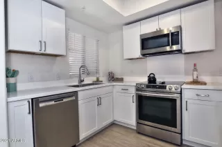 Photo #2: 6205335 Listing