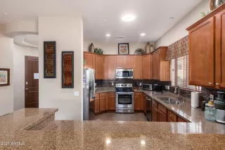 Photo #6: 6205384 Listing