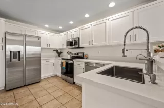 Photo #5: 6205511 Listing 