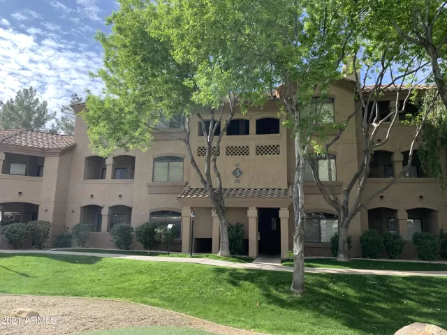 MLS: 6205564 Condo For Sale