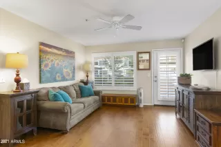Photo #3: 6205689 Listing