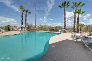 Photo #5: 6205872 Listing 