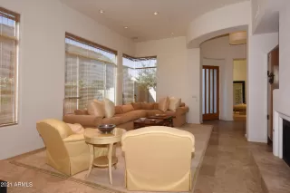 Photo #5: 6205914 Listing