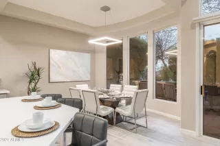 Photo #5: 6205997 Listing