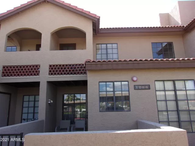 MLS: 6206024 Condo For Sale