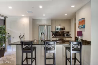 Photo #5: 6206059 Listing