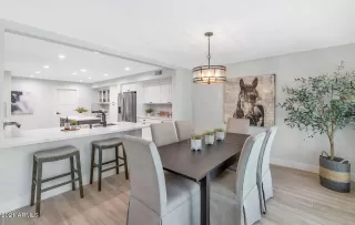 Photo #3: 6206309 Listing 