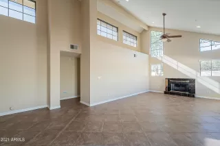 Photo #6: 6206458 Listing