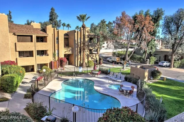 MLS: 6206474 Condo For Sale