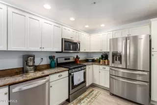 Photo #5: 6206608 Listing 