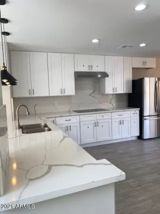 Photo #6: 6206814 Listing