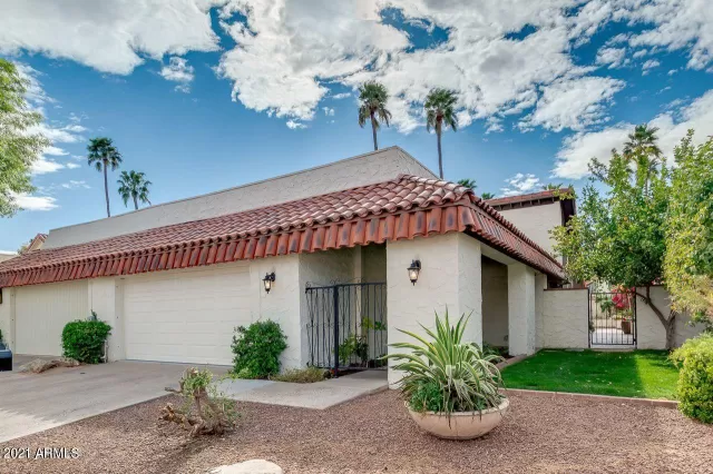 MLS: 6207002 Condo For Sale