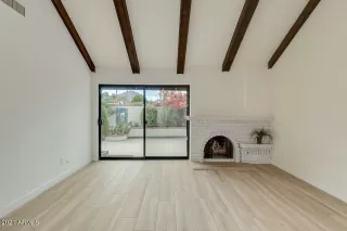 Photo #2: 6207002 Listing