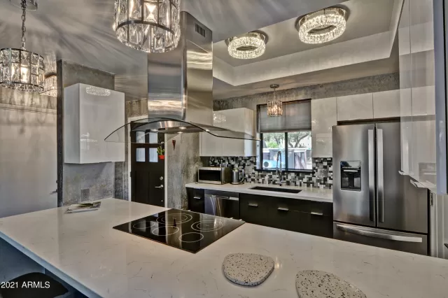 MLS: 6207111 Condo For Sale