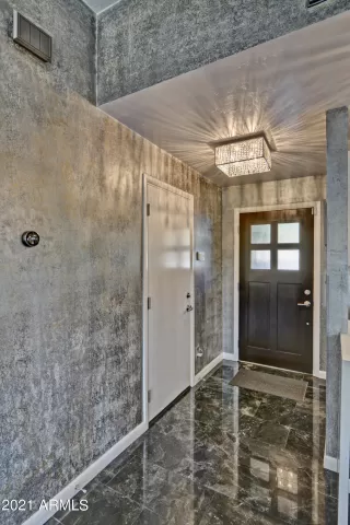 Photo #2: 6207111 Listing 