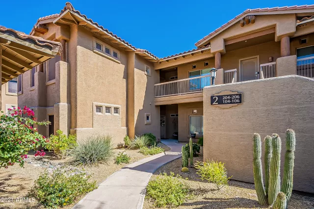 MLS: 6207184 Condo For Sale