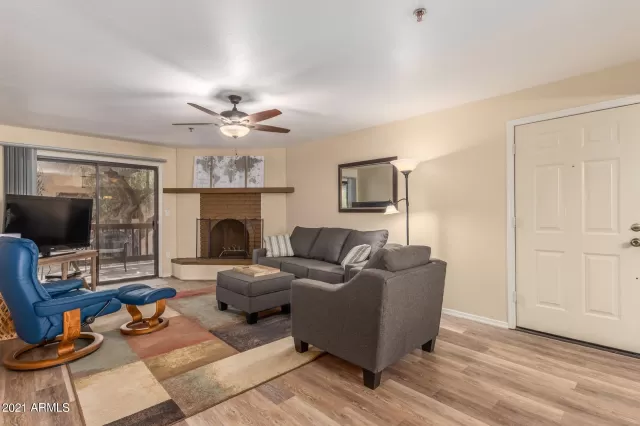 MLS: 6207187 Condo For Sale