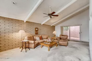 Photo #4: 6207210 Listing 