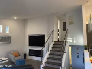 Photo #5: 6207337 Listing