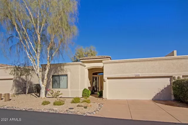 MLS: 6207436 Condo For Sale