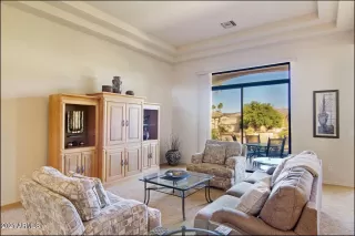 Photo #5: 6207436 Listing