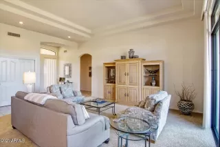 Photo #6: 6207436 Listing