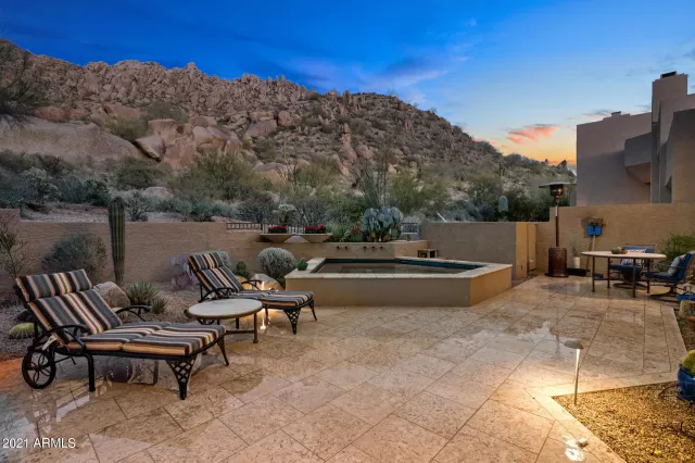 MLS: 6207452 Condo For Sale