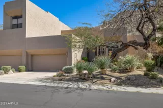 Photo #5: 6207452 Listing