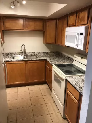 Photo #2: 6207557 Listing 