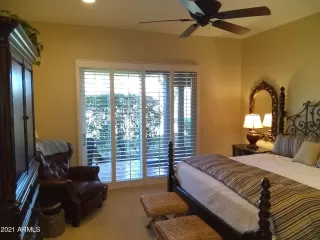 Photo #4: 6207835 Listing