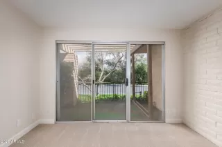 Photo #6: 6207865 Listing 