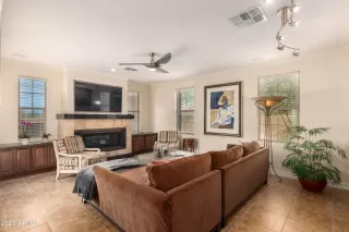 Photo #2: 6208107 Listing