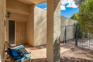 Photo #4: 6208216 Listing