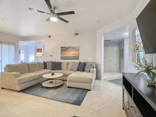 Photo #3: 6208224 Listing