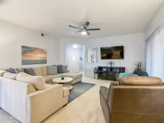 Photo #4: 6208224 Listing