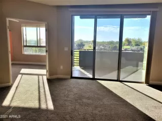 Photo #6: 6208463 Listing