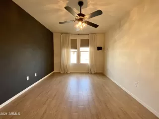 Photo #6: 6208569 Listing