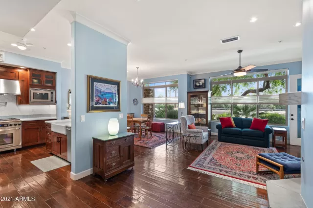 MLS: 6208772 Condo For Sale