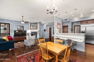 Photo #5: 6208772 Listing