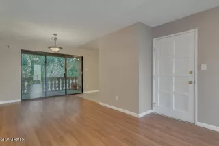 Photo #2: 6208773 Listing 