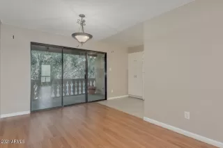 Photo #3: 6208773 Listing 