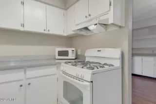 Photo #6: 6208773 Listing 