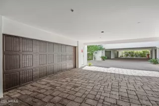 Photo #5: 6208874 Listing