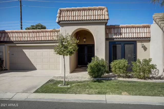 MLS: 6208895 Condo For Sale