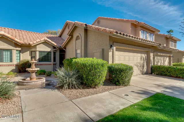 MLS: 6208903 Condo For Sale