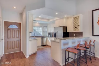 Photo #1: 6208903 Listing