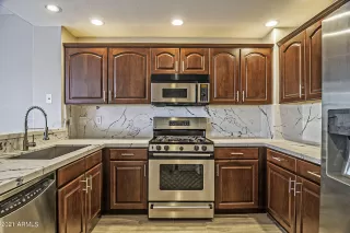 Photo #6: 6209021 Listing 